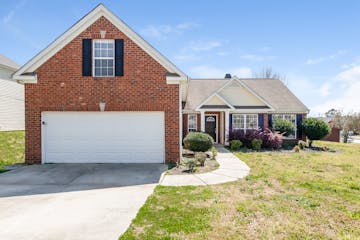 1343 Wimbleton Cv Hampton, GA 30228